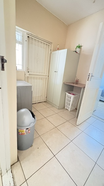 3 Bedroom Property for Sale in Sandbaai Western Cape